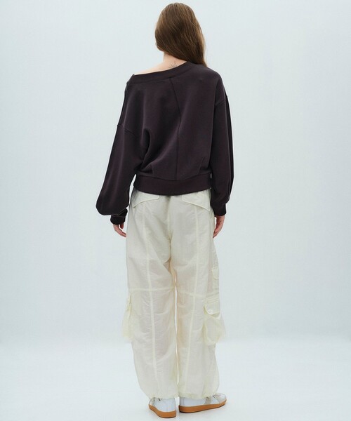 PUBLIC TOKYO（パブリックトウキョウ）の「【2026春新作・ZOZO先行予約受付中】AiRON イージーカーゴパンツ（カーゴパンツ・レディース・ネイビー/ブラウン/ホワイト・1/2）」の19枚目の写真