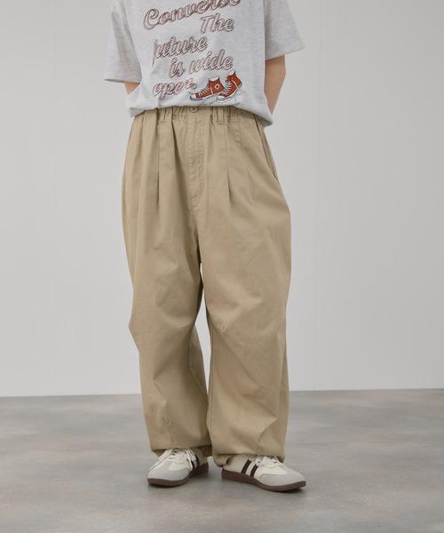 NAVY(ネイビー)の「NAVY チノワイドタックパンツ(チノパンツ・レディース・ブラック/ベージュ・M/L)」の2枚目の写真