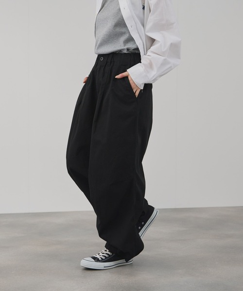 NAVY(ネイビー)の「NAVY チノワイドタックパンツ(チノパンツ・レディース・ブラック/ベージュ・M/L)」の10枚目の写真