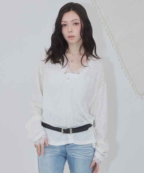 ENVYM(アンビー)の「レースシアーVネックトップス(Tシャツ/カットソー・レディース・ピンク/ホワイト/チャコールグレー・FREE)」の18枚目の写真