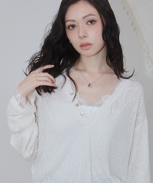 ENVYM(アンビー)の「レースシアーVネックトップス(Tシャツ/カットソー・レディース・ピンク/ホワイト/チャコールグレー・FREE)」の20枚目の写真