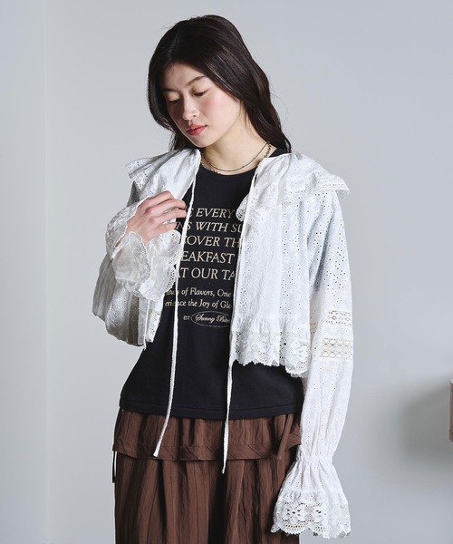 ROSE BUD（ローズバッド）の「(mag.by c)COTTON EMBROIDERY L/S FRILL SHIRT（シャツ/ブラウス・レディース・ホワイト/ブラック・ONE SIZE）」の3枚目の写真