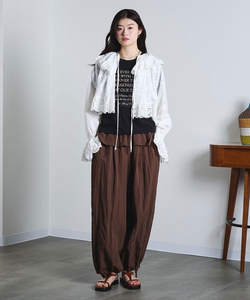 ROSE BUD（ローズバッド）の「(mag.by c)COTTON EMBROIDERY L/S FRILL SHIRT（シャツ/ブラウス・レディース・ホワイト/ブラック・ONE SIZE）」の7枚目の写真