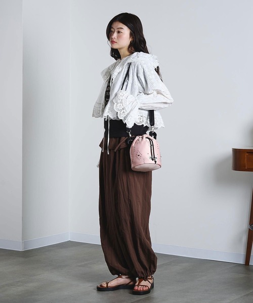 ROSE BUD（ローズバッド）の「(mag.by c)COTTON EMBROIDERY L/S FRILL SHIRT（シャツ/ブラウス・レディース・ホワイト/ブラック・ONE SIZE）」の10枚目の写真