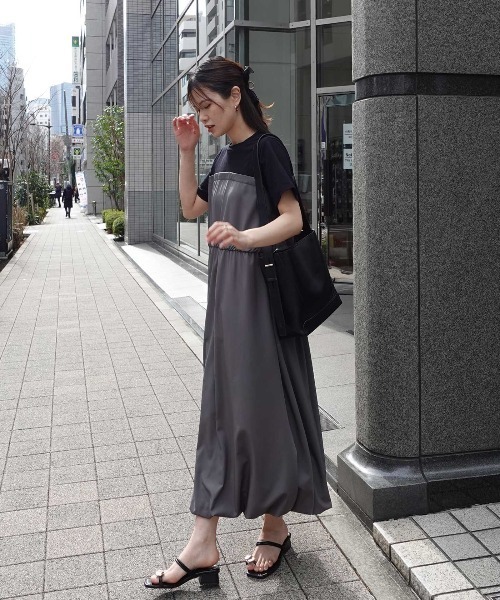 CORNERS(コーナーズ)の「半袖ドッキングバルーンワンピース(ワンピース・レディース・グレー/ダークカーキ/チャコールグレー/カーキ/ブラック・M)」の15枚目の写真