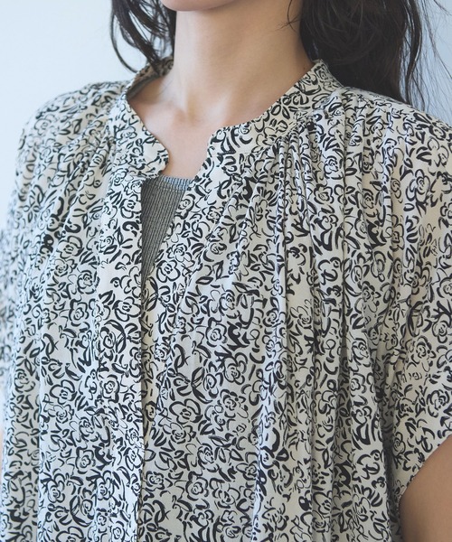 yuni（ユニ　）の「rayon cupla cotton flower print kaftan one-piece（ワンピース・レディース・アイボリー・FREE）」の11枚目の写真