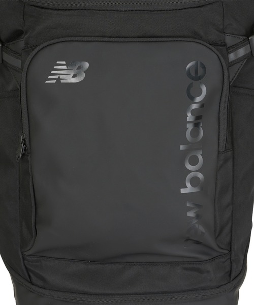 NEW BALANCE(ニューバランス)の「トップローディングバックパック40L(バックパック/リュック・メンズ・ブラック・ONE SIZE)」の8枚目の写真