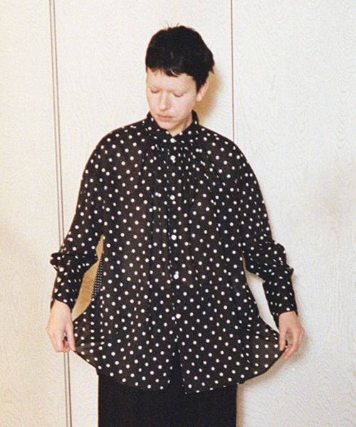 studio CLIP（スタディオクリップ）の「【SUNAOKUWAHARA】プリントロングカフスシャツ（シャツ/ブラウス・レディース・その他7/その他3/その他2/その他1・FREE）」の3枚目の写真