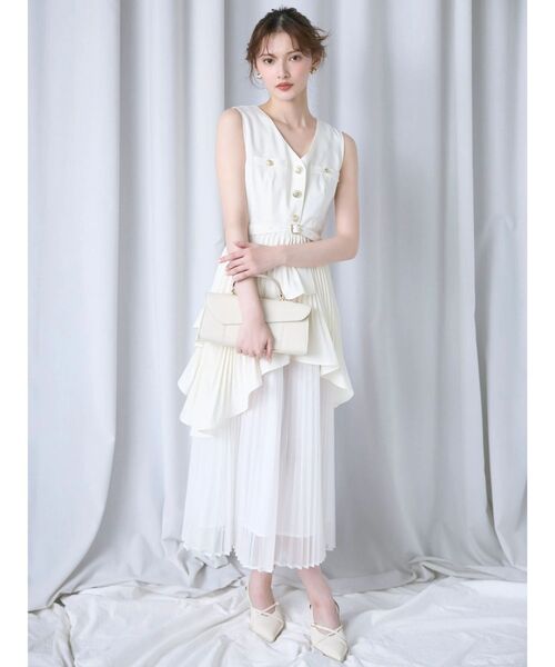 dazzlin(ダズリン)の「アシメプリーツジレワンピース(ワンピース・レディース・チャコールグレー/オフホワイト/インディゴブルー・MEDIUM/SMALL)」の5枚目の写真