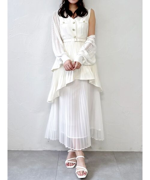 dazzlin（ダズリン）の「アシメプリーツジレワンピース（ワンピース・レディース・チャコールグレー/オフホワイト/インディゴブルー・MEDIUM/SMALL）」の6枚目の写真