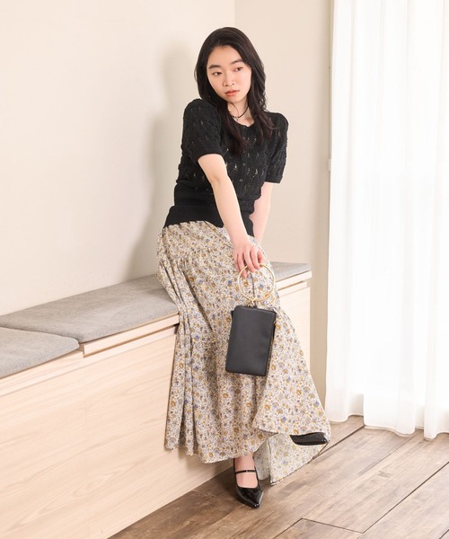 mysty woman（ミスティウーマン）の「透かし編みパフカーデ半袖　678694（カーディガン/ボレロ・レディース・ブラウン/ブラック/アイボリー・FREE）」の4枚目の写真