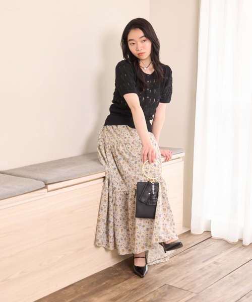 mysty woman（ミスティウーマン）の「透かし編みパフカーデ半袖　678694（カーディガン/ボレロ・レディース・ブラウン/ブラック/アイボリー・FREE）」の6枚目の写真
