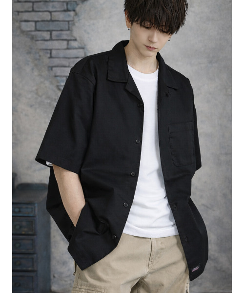 Dickies（ディッキーズ）の「【neos】GENUINE DICKIES ジェニュイン ディッキーズ ツイル オープンカラー 半袖 ワークシャツ バック刺繍 ビッグロゴ ルーズシルエット メンズ（シャツ/ブラウス・メンズ・チャコールグレー/ブラック/カーキ/ベージュ・MEDIUM/LARGE/X-LARGE）」の7枚目の写真