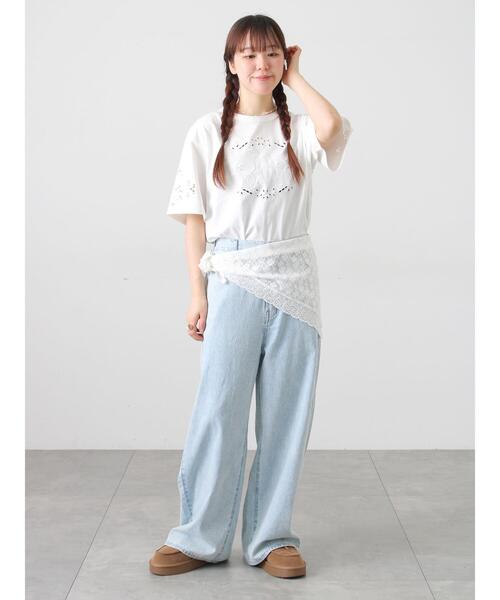 Samansa Mos2（サマンサ モスモス）の「三角ストール付カットワーク刺繍Tシャツ（Tシャツ/カットソー・レディース・グレー/オフホワイト/チャコールグレー・F）」の20枚目の写真