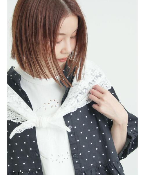 Samansa Mos2（サマンサ モスモス）の「三角ストール付カットワーク刺繍Tシャツ（Tシャツ/カットソー・レディース・グレー/オフホワイト/チャコールグレー・F）」の19枚目の写真