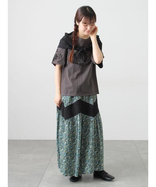 Samansa Mos2（サマンサ モスモス）の「三角ストール付カットワーク刺繍Tシャツ（Tシャツ/カットソー・レディース・グレー/オフホワイト/チャコールグレー・F）」の13枚目の写真