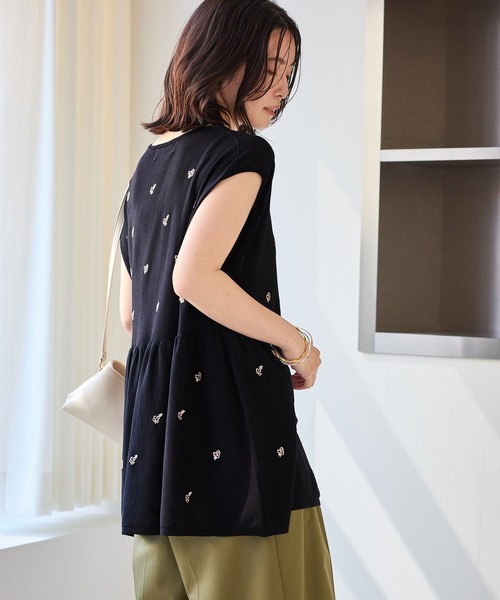 ROPE' PICNIC(ロペピクニック)の「【ちゃんと+かわいい保証】シャーベットニット 刺繍シアーペプラムニット/UVケア・接触冷感(ニット/セーター・レディース・ダークブラウン/ブラック/ブルー系その他4・FREE)」の20枚目の写真