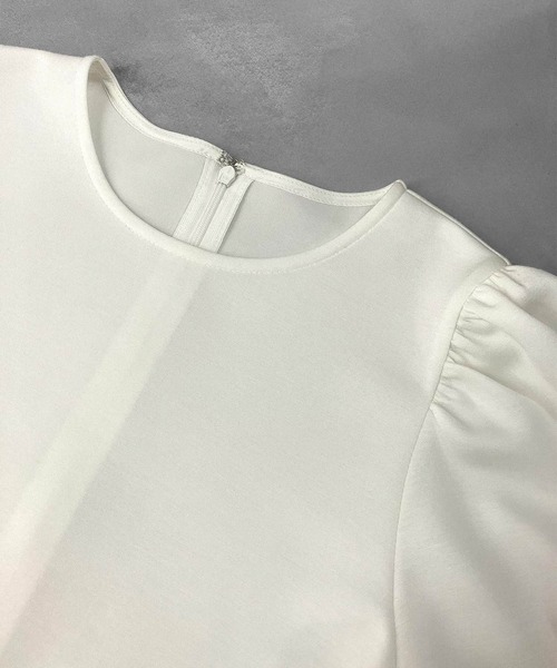 ELFRANK(エルフランク)の「ダンボールタックスリーブ半袖カットソー 洗える(Tシャツ/カットソー・レディース・ブラック/オフホワイト/イエロー・M/L)」の13枚目の写真