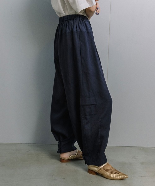 MARECHAL TERRE(マルシャルテル)の「コクーンパンツ(その他パンツ・レディース・ネイビー/カーキ/グレイッシュベージュ/ブラック・MEDIUM)」の15枚目の写真