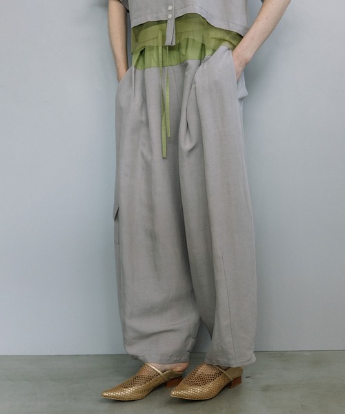 MARECHAL TERRE(マルシャルテル)の「コクーンパンツ(その他パンツ・レディース・ネイビー/カーキ/グレイッシュベージュ/ブラック・MEDIUM)」の6枚目の写真