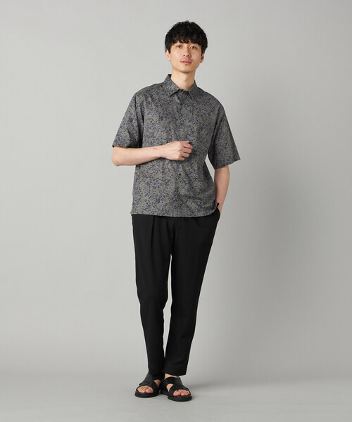COMME CA MEN(コムサメン)の「かすれ花柄プリント 半袖シャツ(シャツ/ブラウス・メンズ・ネイビー/チャコールグレー・S/M/L)」の4枚目の写真
