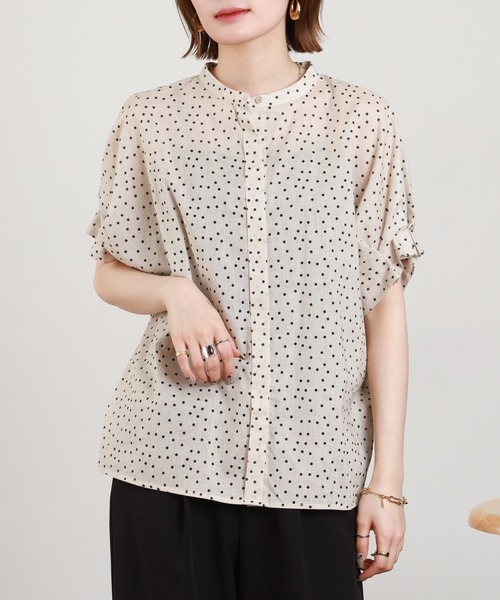 Anna Nicola(アンナニコラ)の「Anna Nicola 麻混ドットプリントタック袖ブラウス 半袖(シャツ/ブラウス・レディース・ブラック/ベージュ・38)」の17枚目の写真
