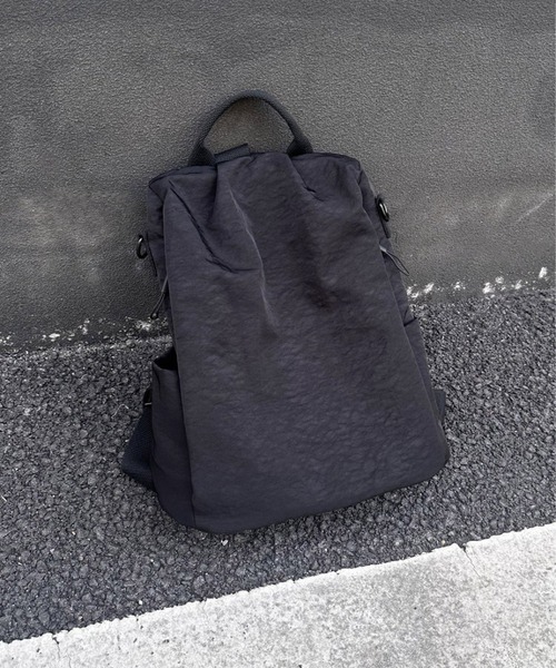 aimoha(アイモハ)の「2WAYナイロン軽量バックパック / リュックサック(バックパック/リュック・レディース・ブラック/グレー/カーキ・FREE)」の11枚目の写真