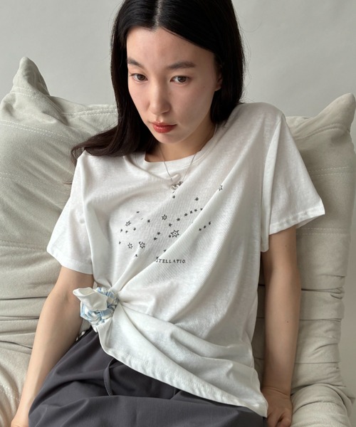FUULLY STUDIO(フーリィーステューディオ)の「スタープリントTEE(Tシャツ/カットソー・レディース・ホワイト/グレー・FREE)」の15枚目の写真