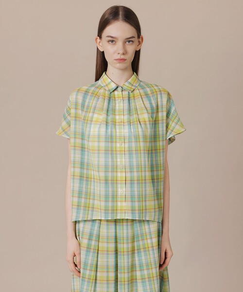 MACKINTOSH LONDON（マッキントッシュ ロンドン）の「【婦人画報6月号掲載】ハイツイストワッシャーブラウス（シャツ/ブラウス・レディース・グリーン/ベージュ/ブラック・38）」の7枚目の写真