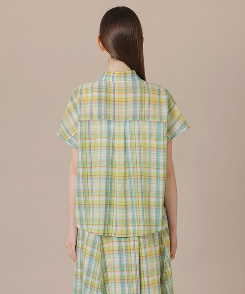 MACKINTOSH LONDON（マッキントッシュ ロンドン）の「【婦人画報6月号掲載】ハイツイストワッシャーブラウス（シャツ/ブラウス・レディース・グリーン/ベージュ/ブラック・38）」の9枚目の写真