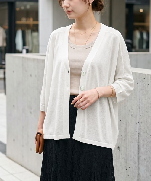 STYLE DELI(スタイルデリ)の「【LUXE】2ボタンゆったり7分袖カーディガンB(カーディガン/ボレロ・レディース・イエロー/ホワイト/ブルー/ブラック・FREE)」の2枚目の写真