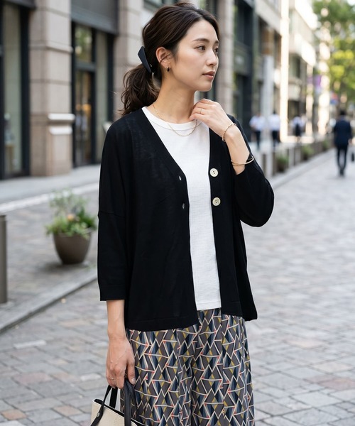STYLE DELI(スタイルデリ)の「【LUXE】2ボタンゆったり7分袖カーディガンB(カーディガン/ボレロ・レディース・イエロー/ホワイト/ブルー/ブラック・FREE)」の3枚目の写真