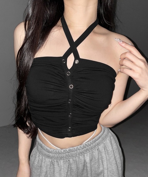 me+em select(ミームセレクト)の「【 2color 】ホルターネックスナップボタンギャザーベアトップ / halter neck snap button gathered bare top(チューブトップ・レディース・ホワイト/ブラック・FREE)」の2枚目の写真