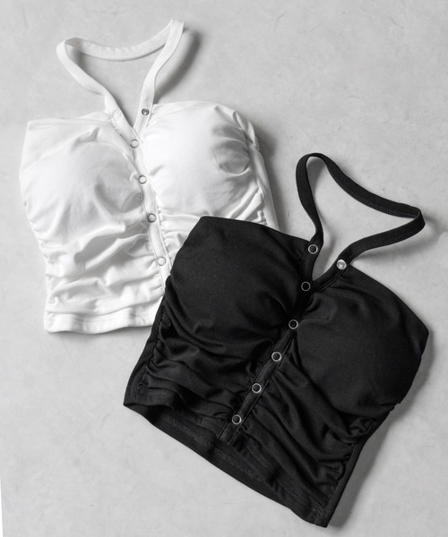 me+em select(ミームセレクト)の「【 2color 】ホルターネックスナップボタンギャザーベアトップ / halter neck snap button gathered bare top(チューブトップ・レディース・ホワイト/ブラック・FREE)」の3枚目の写真