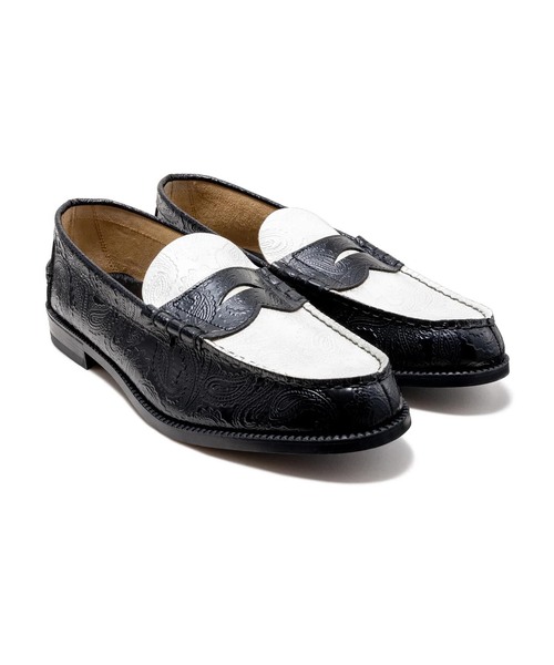 The Kenford Fineshoes（ケンフォードファインシューズ）の「The Kenford Fineshoes EMBOSSED LOAFERS / BLACK WHITE PAISLEY（ローファー・メンズ・ホワイト・24.5cm/25cm/25.5cm/26cm/26.5cm/27cm）」の2枚目の写真