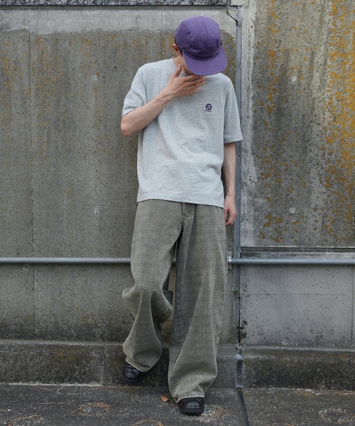 Perushu（ペルーシュ）の「ONE-POINT EMBROIDERY SLUB T SHIRT／ワンポイント刺繍ロゴスラブTシャツ（Tシャツ/カットソー・メンズ・ブラック/グレー/オフホワイト・MEDIUM/LARGE）」の17枚目の写真