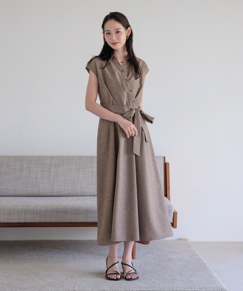 Andemiu(アンデミュウ)の「アシメボタンシャツワンピース1018054(ワンピース・レディース・チャコールグレー/ブラウン/ブルー・FREE)」の8枚目の写真