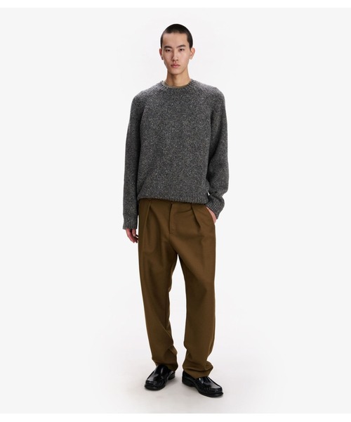 A.P.C.（アーペーセー）の「PANTALON RENATO（その他パンツ・メンズ・カーキ・46）」の2枚目の写真