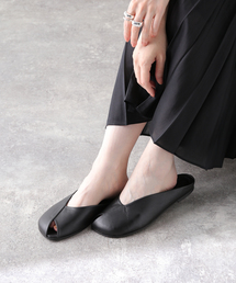 ALOHAS/アロハス Timmy Black Leather Mules ミュール