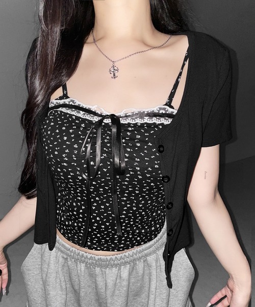 me+em select(ミームセレクト)の「【 2点セット 】小花柄レースリボンキャミソール + カーディガンセット / mini flower lace ribbon camisole + cardigan SET(アンサンブル・レディース・ホワイト/ブラック・FREE)」の10枚目の写真