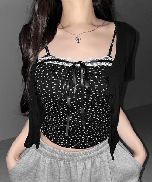 me+em select(ミームセレクト)の「【 2点セット 】小花柄レースリボンキャミソール + カーディガンセット / mini flower lace ribbon camisole + cardigan SET(アンサンブル・レディース・ホワイト/ブラック・FREE)」の14枚目の写真