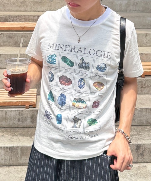 ADAMASTE(アダマスト)の「Vintage Like Mineral Graphic T-Shirt - ヴィンテージライクミネラルグラフィックTシャツ(Tシャツ/カットソー・メンズ・ホワイト/ブラック・MEDIUM/LARGE)」の1枚目の写真