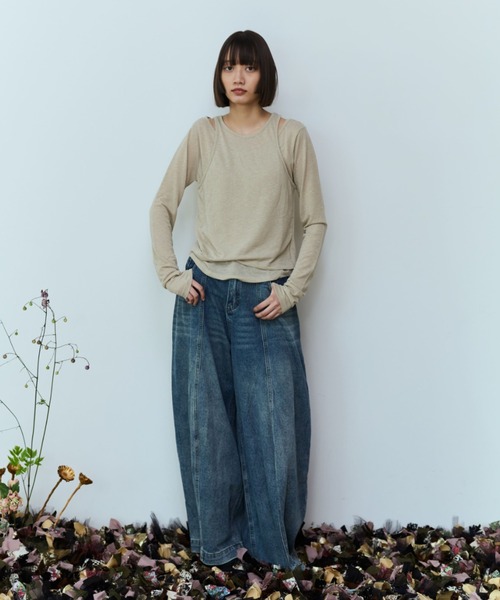 flaeu(フラユ)の「Slub Layered Pullover(Tシャツ/カットソー・レディース・ベージュ/チャコールグレー・FREE)」の15枚目の写真