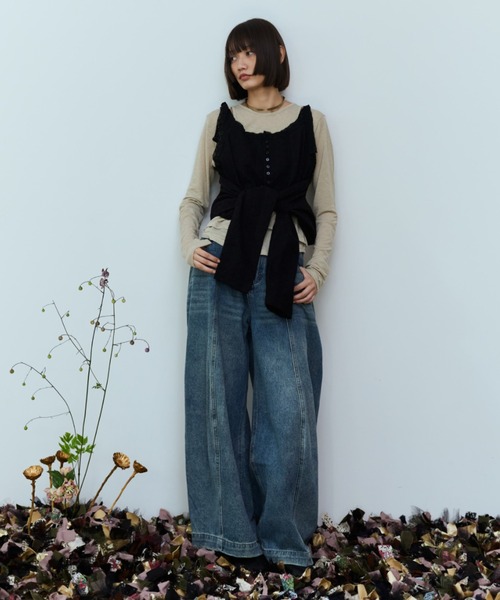 flaeu(フラユ)の「Slub Layered Pullover(Tシャツ/カットソー・レディース・ベージュ/チャコールグレー・FREE)」の17枚目の写真