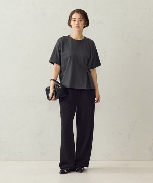 COMME CA ISM(コムサイズム)の「【接触冷感】サイドタックTシャツ(Tシャツ/カットソー・レディース・ホワイト/チャコール/カーキ・LARGE/MEDIUM)」の14枚目の写真