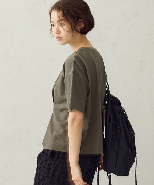 COMME CA ISM(コムサイズム)の「【接触冷感】サイドタックTシャツ(Tシャツ/カットソー・レディース・ホワイト/チャコール/カーキ・LARGE/MEDIUM)」の21枚目の写真