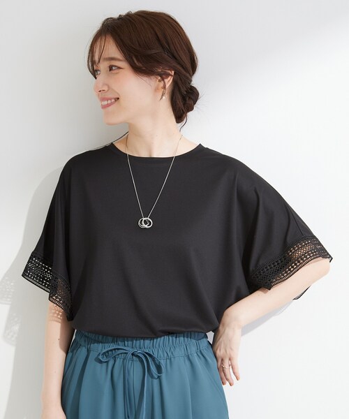 SHOO・LA・RUE（シューラルー）の「【ひんやり/UV】お袖レースが上品 ゆったりとろみトップス（Tシャツ/カットソー・レディース・ブラック/キャメル/ブルー系その他/サックスブルー/ホワイト/ベージュ・00）」の21枚目の写真