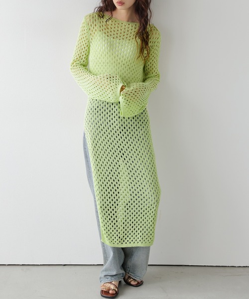 CURA CLOSET(キュラ クローゼット)の「透かし編みロングニットワンピース/体型カバー/アレンジ自在(ワンピース・レディース・ホワイト/ライム/ブラック/ブラウン・フリー)」の1枚目の写真