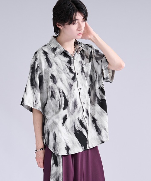 Ellno Loset(エルノロゼット)の「ニュアンスガラレギュラーシャツ/SETUP対応(シャツ/ブラウス・メンズ・グレー/ブラック・SMALL/MEDIUM/LARGE)」の1枚目の写真