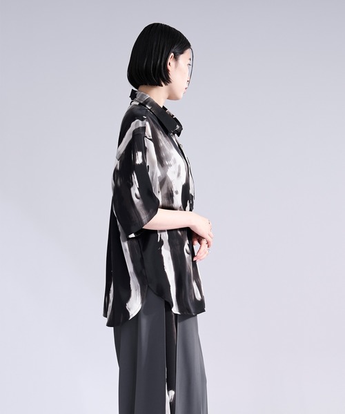 Ellno Loset(エルノロゼット)の「ニュアンスガラレギュラーシャツ/SETUP対応(シャツ/ブラウス・メンズ・グレー/ブラック・SMALL/MEDIUM/LARGE)」の17枚目の写真